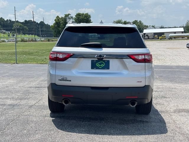 Used 2021 SILVER ICE METALLIC Chevrolet RS image 4