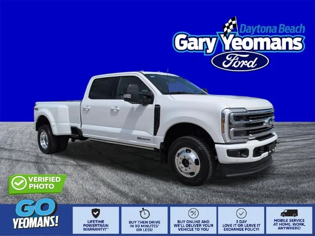 New 2026 Star White Metallic Tri-Coat Ford F-350® Platinum® image 1