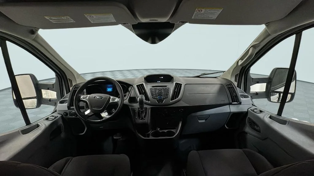 Used 2015 White Ford Base image 7