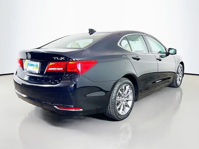 Used 2020 Majestic Black Pearl Acura 2.4L image 9