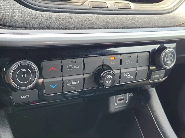 2024 Jeep Compass Latitude - Photo 33