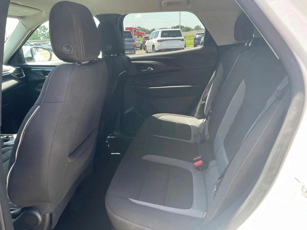 Used 2026 White Chevrolet LT image 12