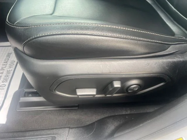 Used 2024 Silver Jeep 4xe image 15