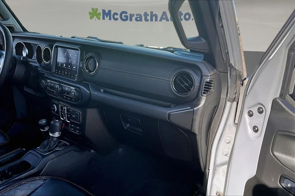 Used 2023 Gray Jeep Sahara 4xe image 29