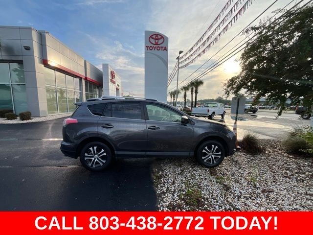 Used 2018 Toyota RAV4 LE with VIN JTMZFREV3JJ728423 for sale in Lugoff, SC