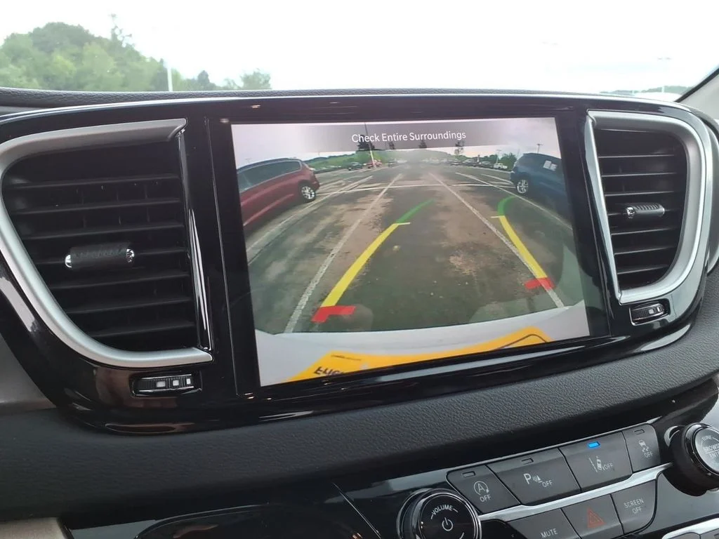 Used 2024 White Chrysler Touring L image 31