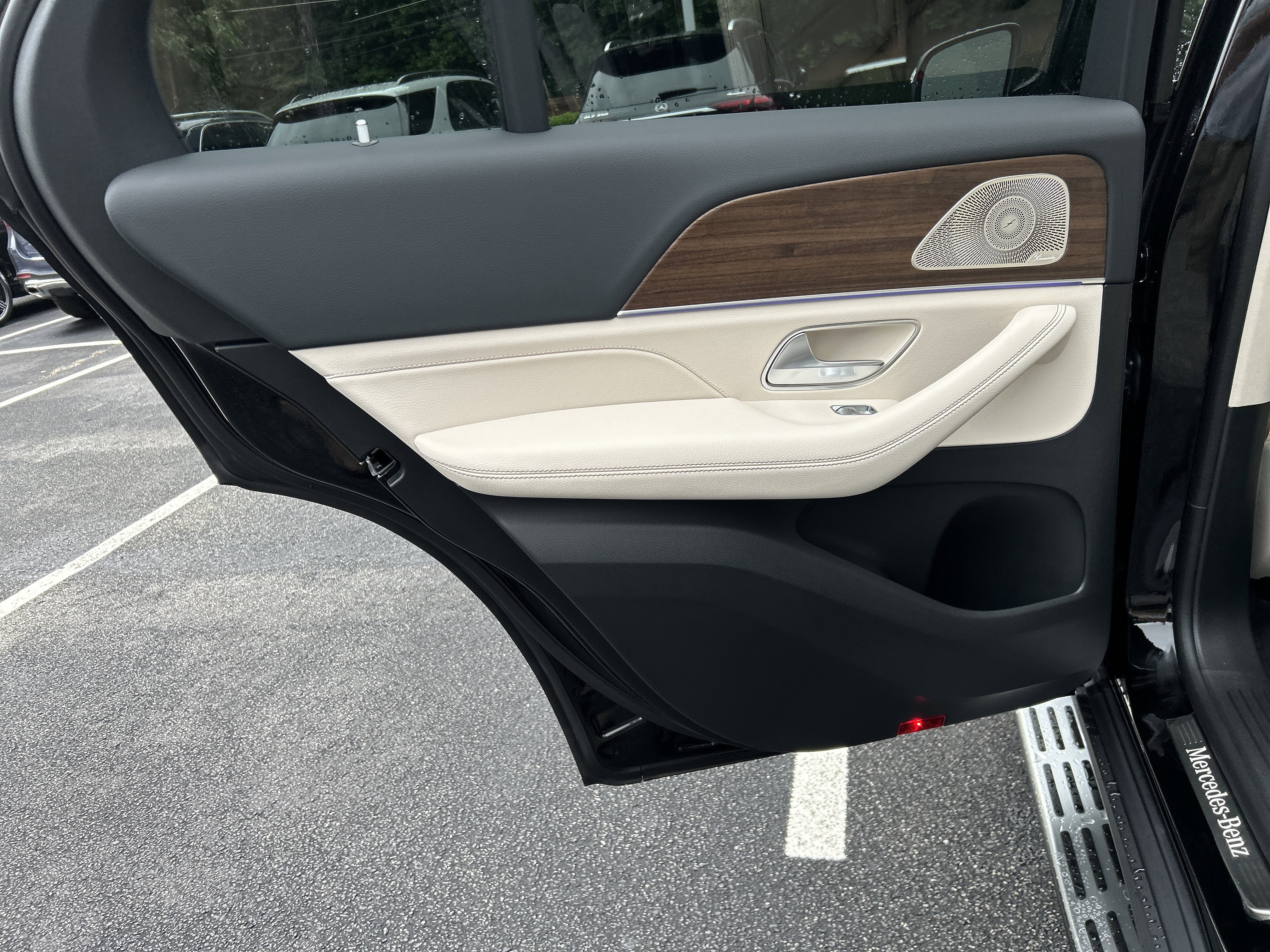 New 2026 Black Mercedes-Benz GLE 350 4MATIC® SUV image 34