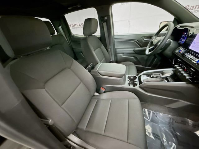 New 2026 Black Chevrolet LT image 32