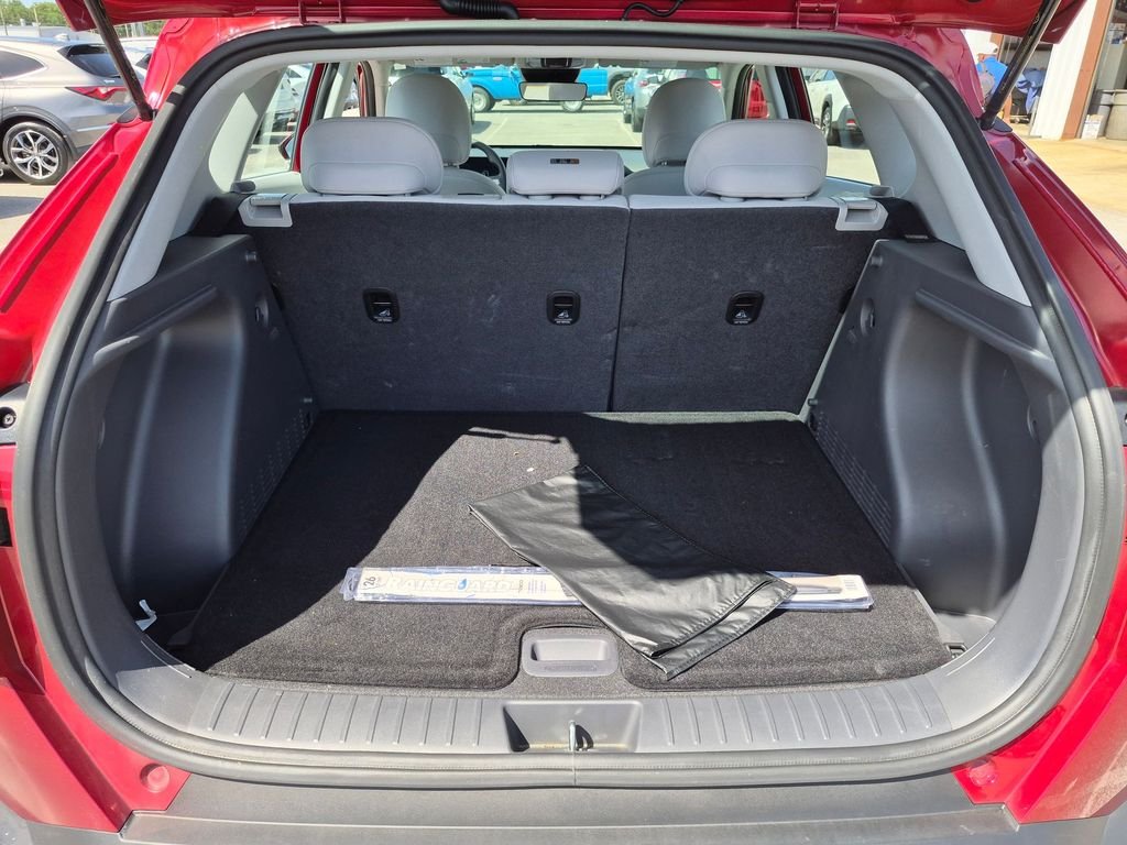 Used 2024 Red Hyundai SE image 21
