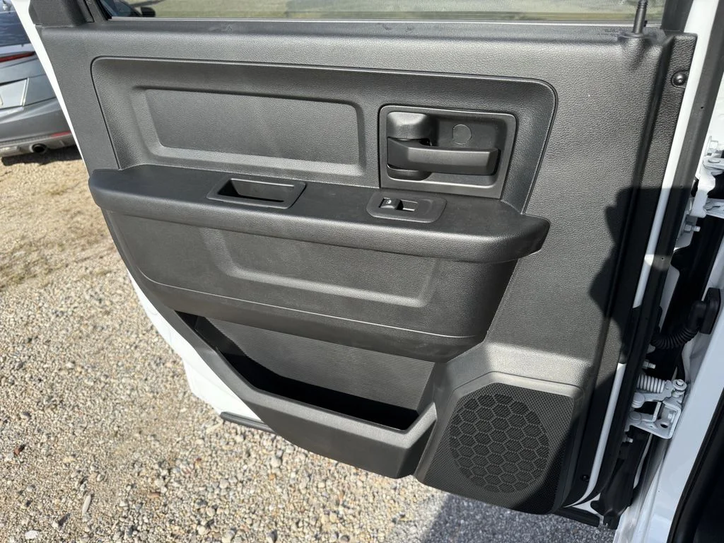 2026 RAM 3500 Tradesman - Photo 28