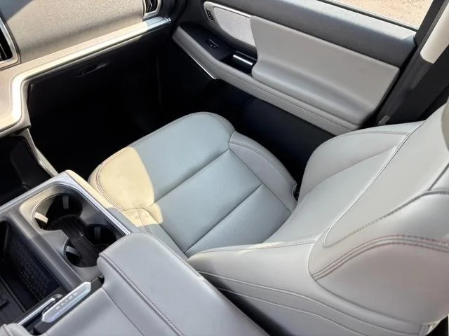 Used 2025 Gray Ford  image 15