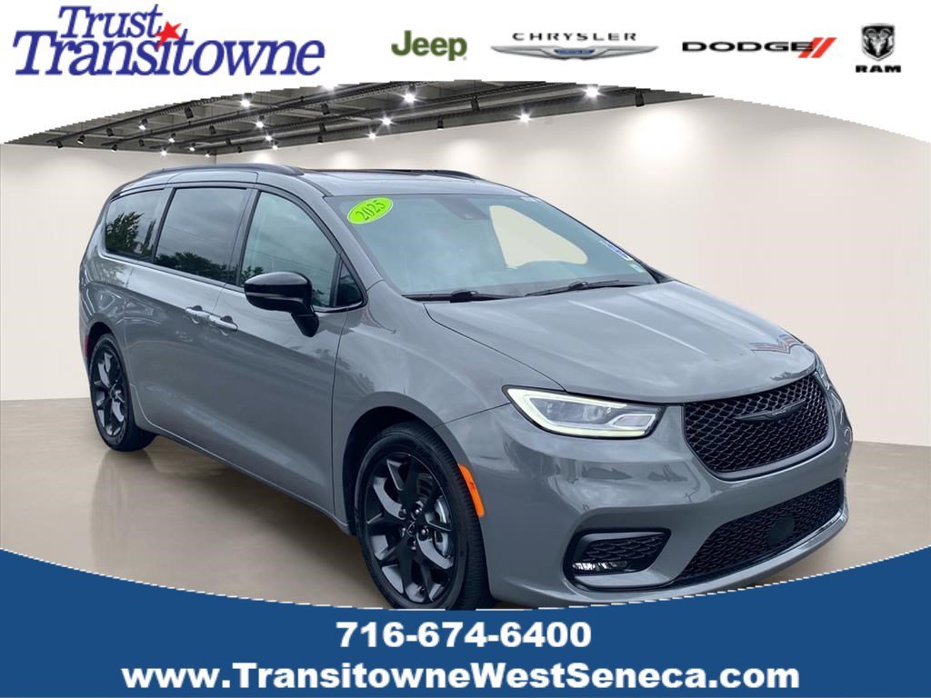 2025 Chrysler Pacifica Limited