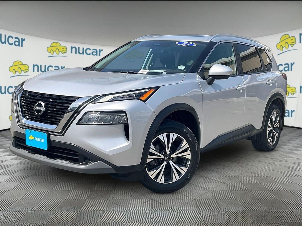 Certified Used 2023 Silver Nissan SV image 3
