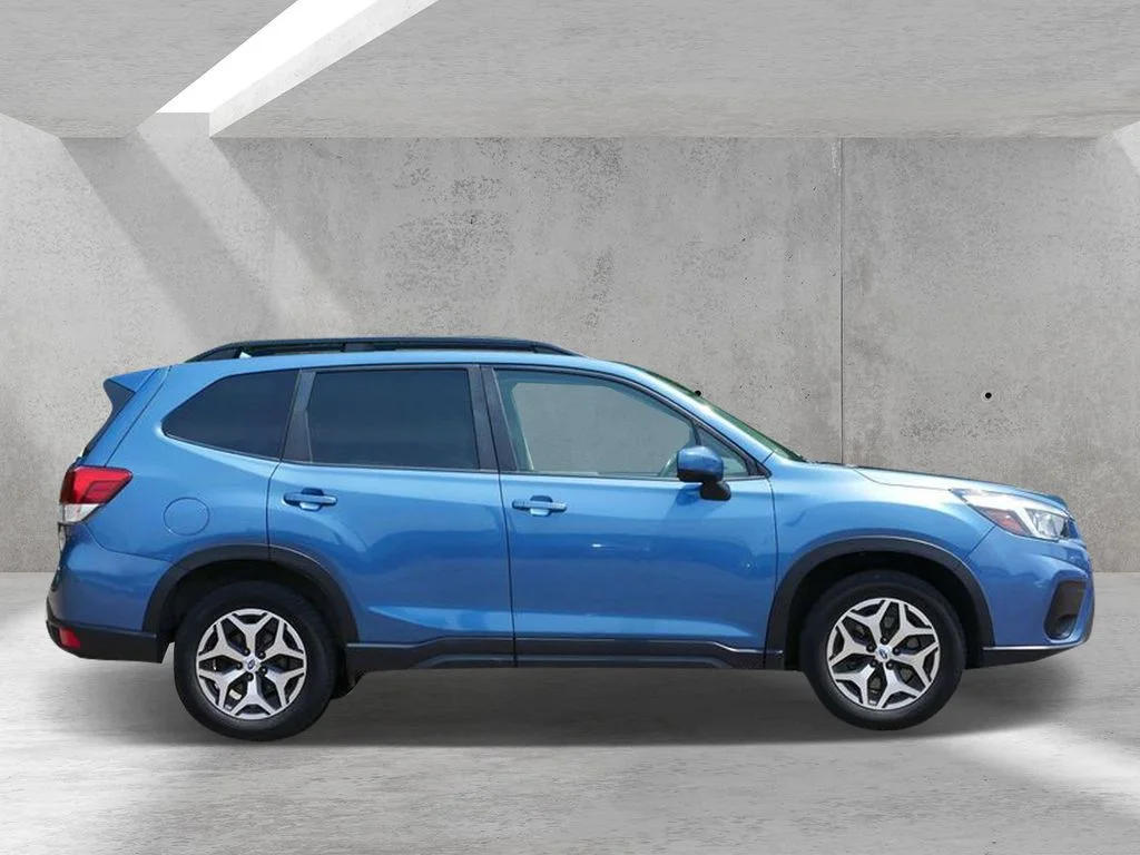 Certified Used 2020 Blue Subaru Premium image 2