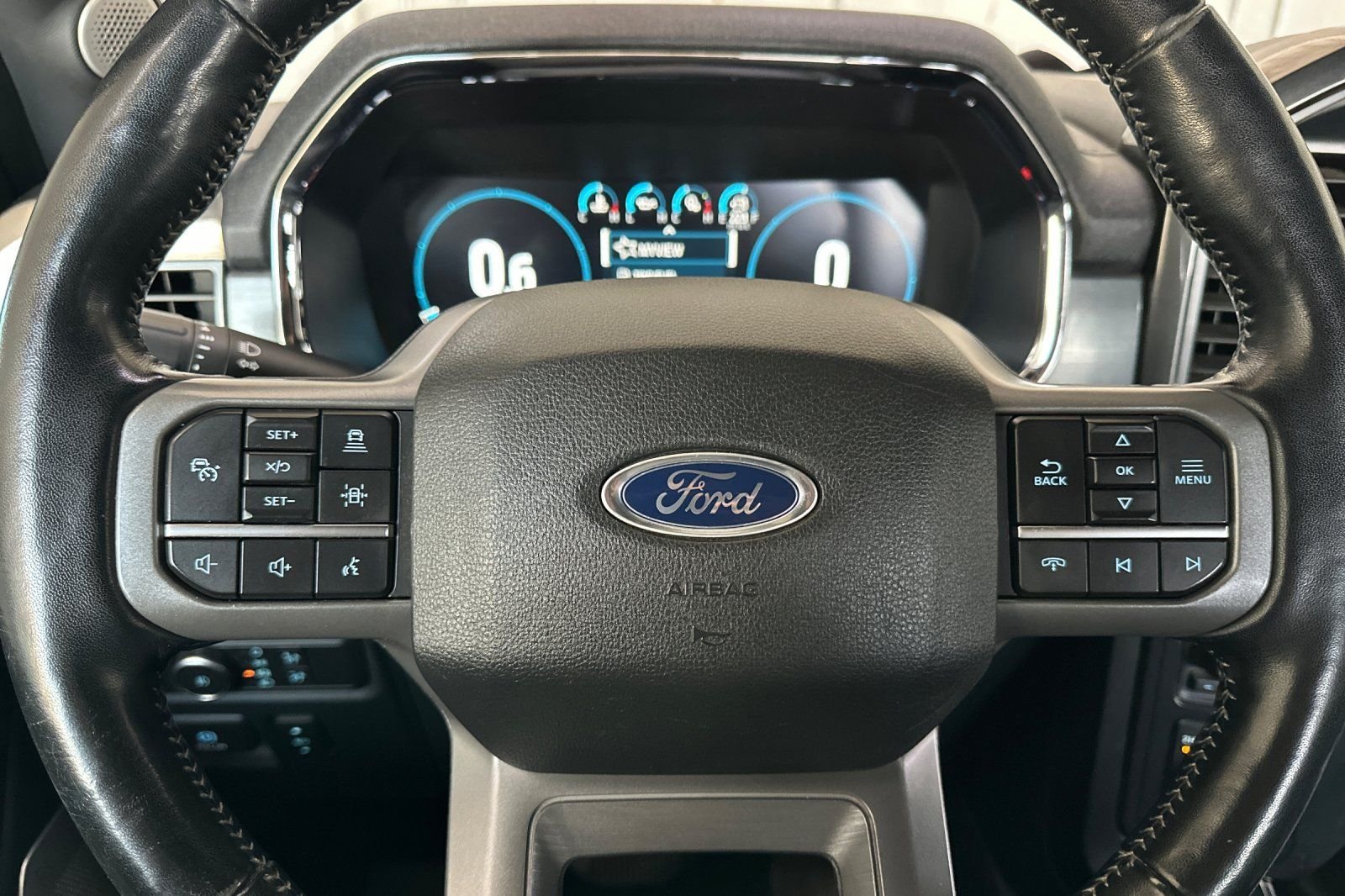 Used 2022 Black Ford Lariat image 24