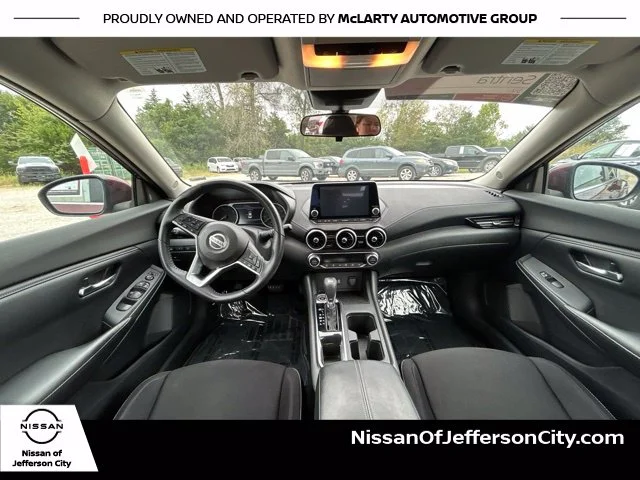 Used 2020 Red Nissan SV image 18