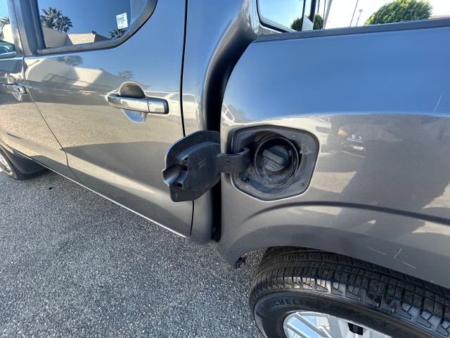 Used 2022 Gray Nissan SV image 40