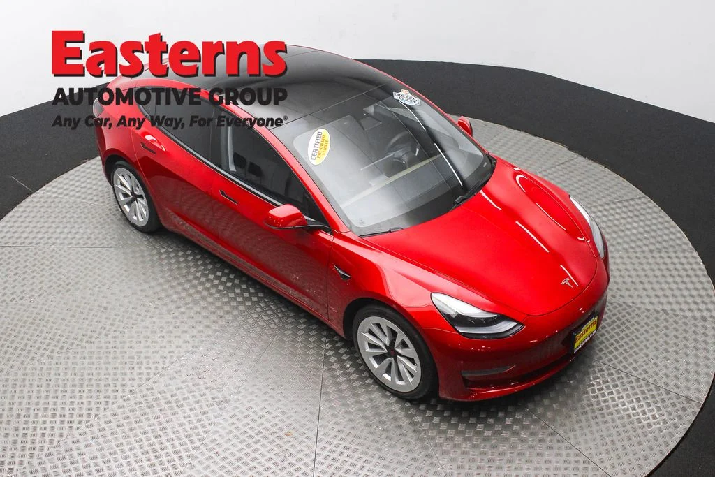 Used 2021 Red Tesla Long Range image 3