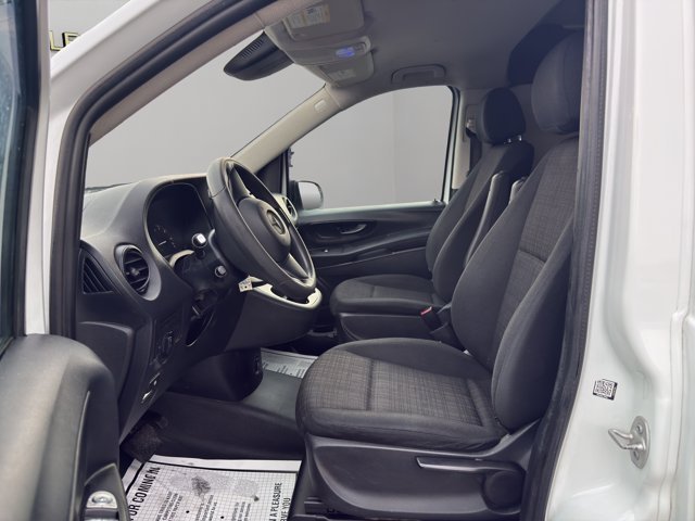Used 2018 White Mercedes-Benz Worker image 9