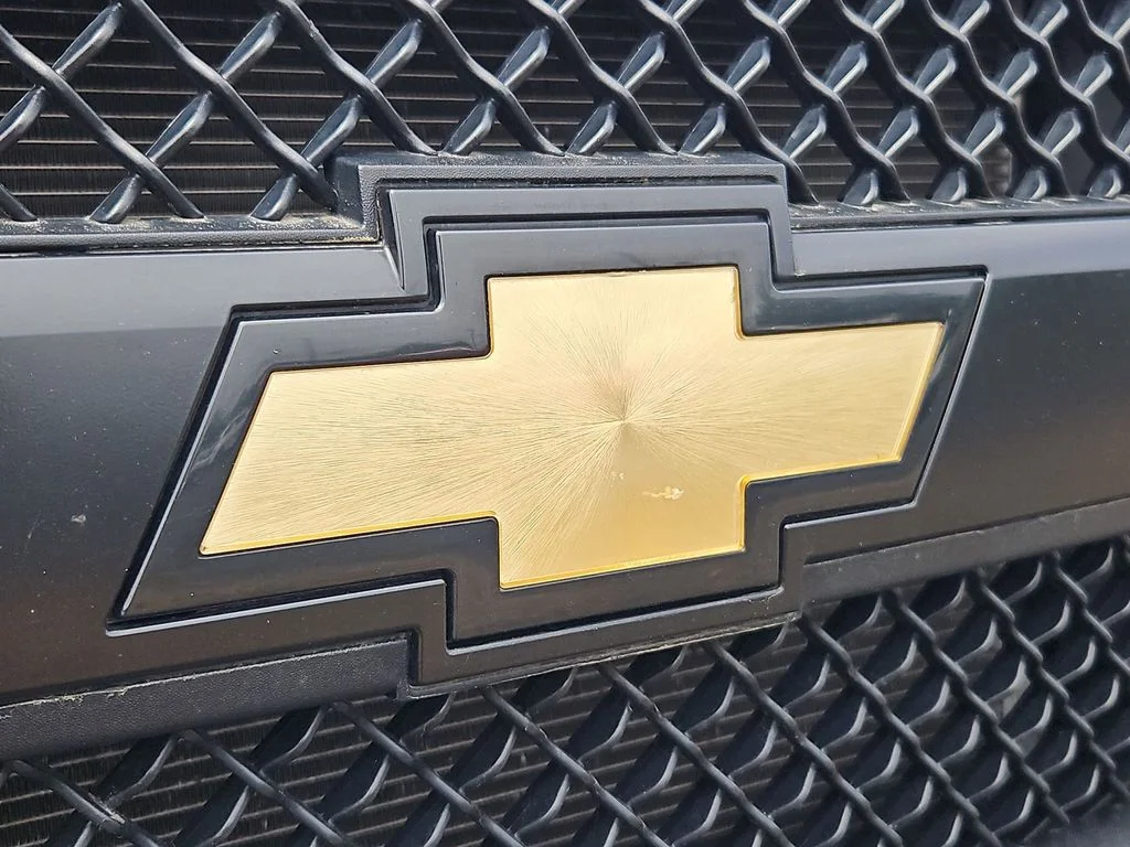 Used 2023 Summit White Chevrolet LS image 24