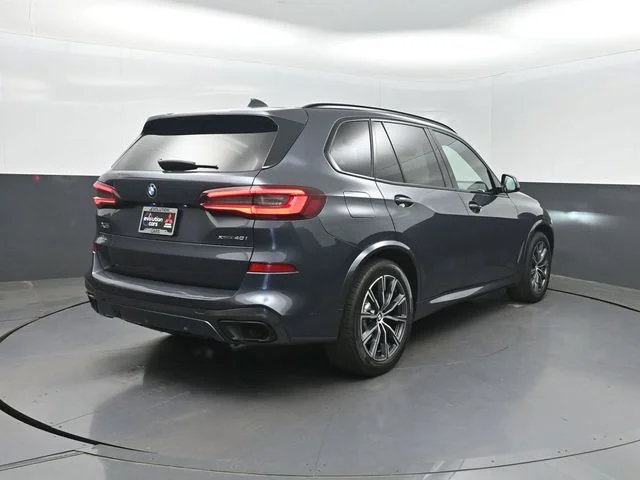 Used 2021 Gray BMW xDrive40i image 35