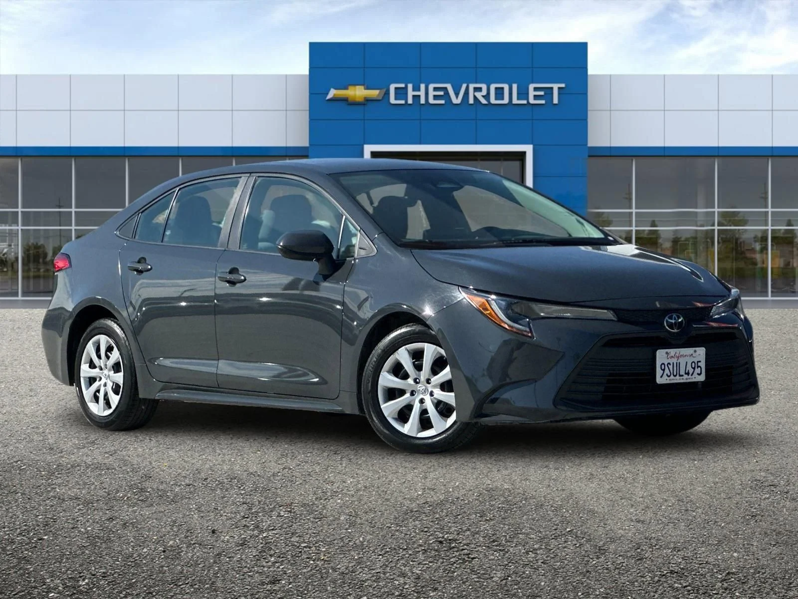 Used 2023  Toyota LE image 2