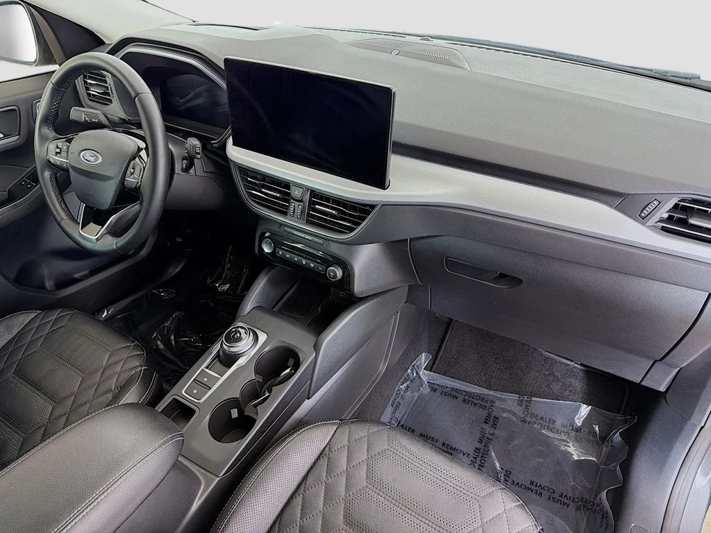 Used 2023 Carbonized Gray Metallic Ford Platinum image 24