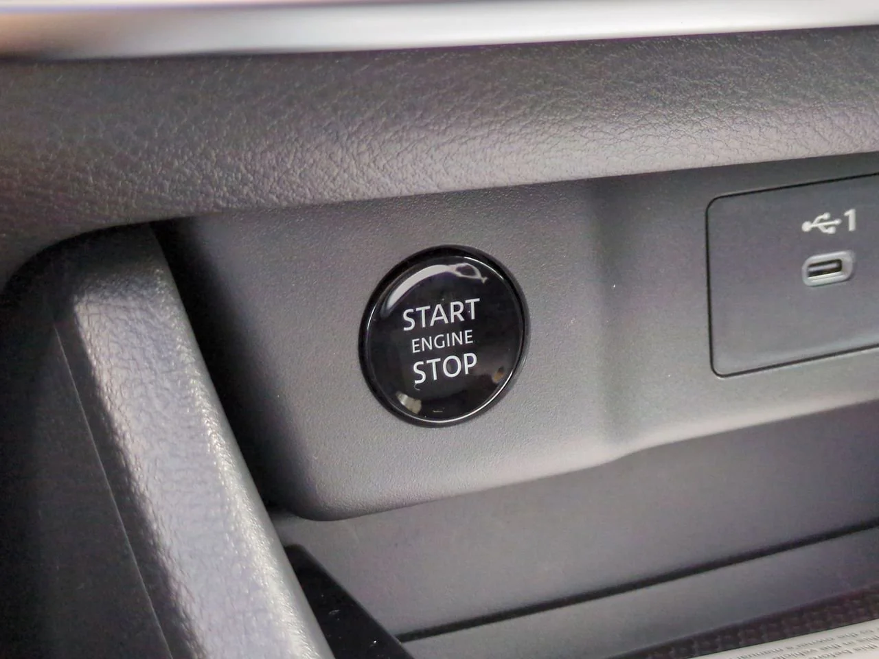 2026 Nissan Rogue SV - Photo 25
