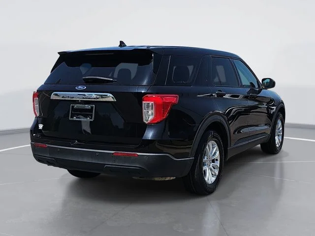 Used 2021 Black Ford Base image 3