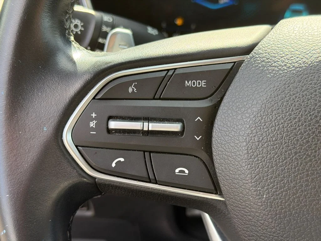 Used 2022 Gray Hyundai SEL image 25