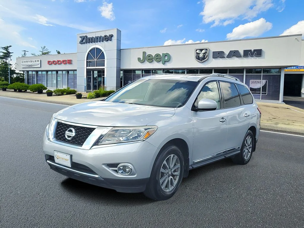 Used 2014 Nissan Pathfinder SL with VIN 5N1AR2MM6EC607928 for sale in Florence, KY
