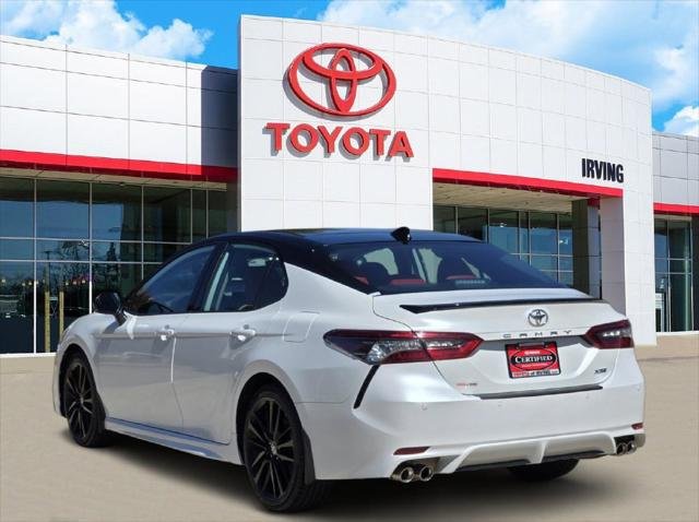 Certified Used 2024 MID BLK/WIND CHILL Toyota  image 3