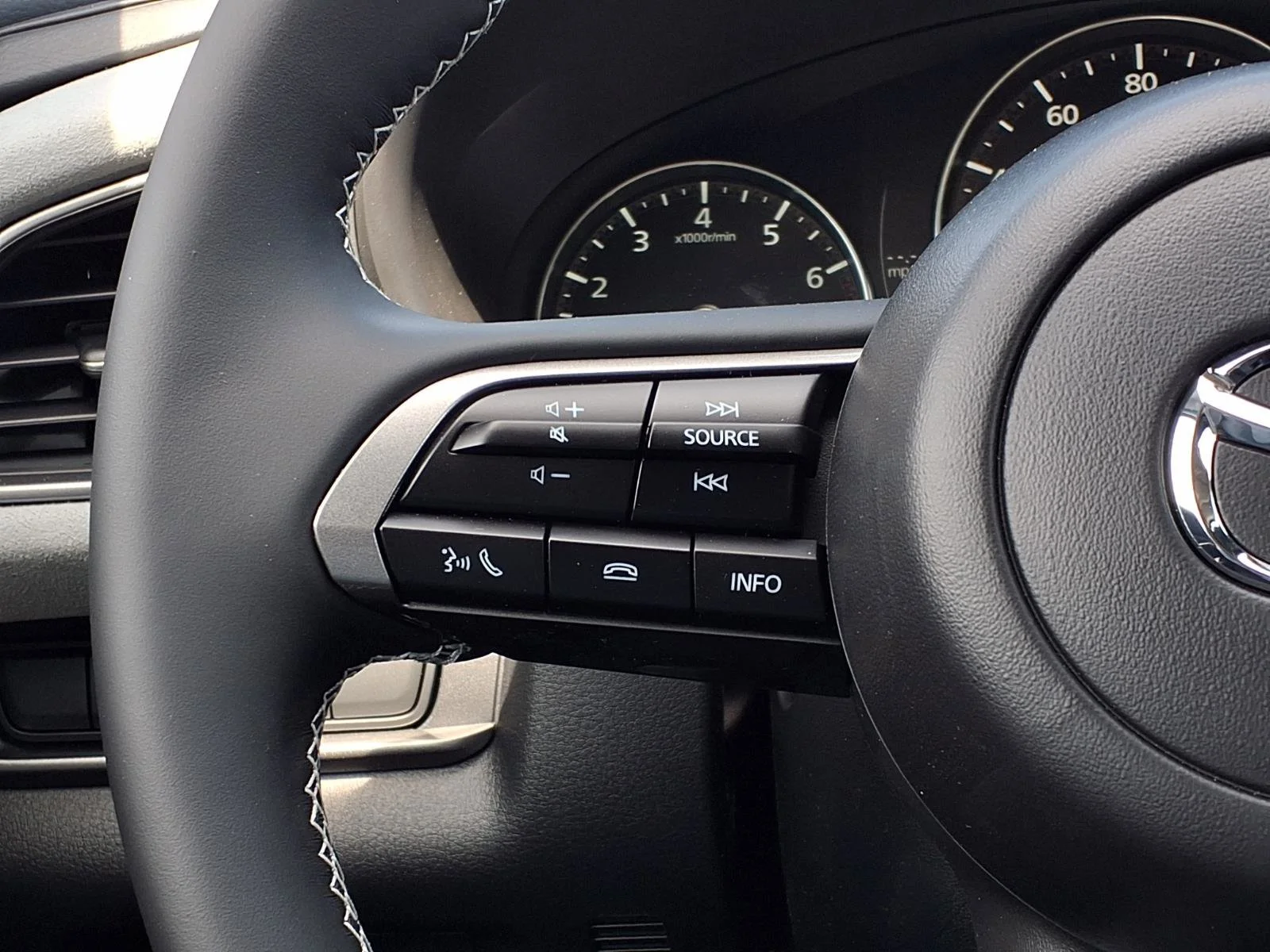 New 2026 Jet Black Mica Mazda 2.5 S Aire Edition image 10