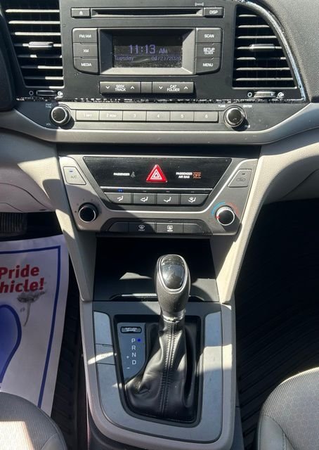 Used 2017 Blue Hyundai SE image 14