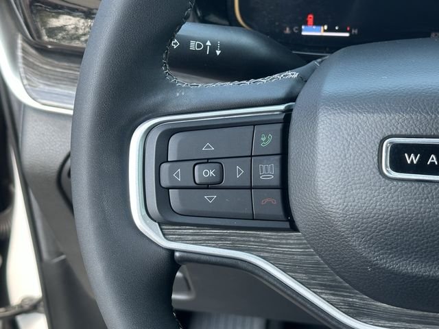 Used 2022 White Jeep Series II image 13