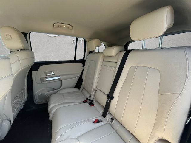 Used 2020  Mercedes-Benz GLB 250 image 22