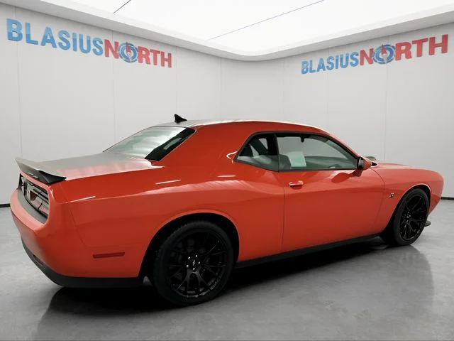 2017 Dodge Challenger Scat Pack - Photo 4
