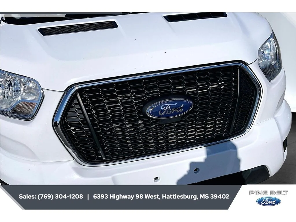 Used 2022 Oxford White Ford XLT image 12