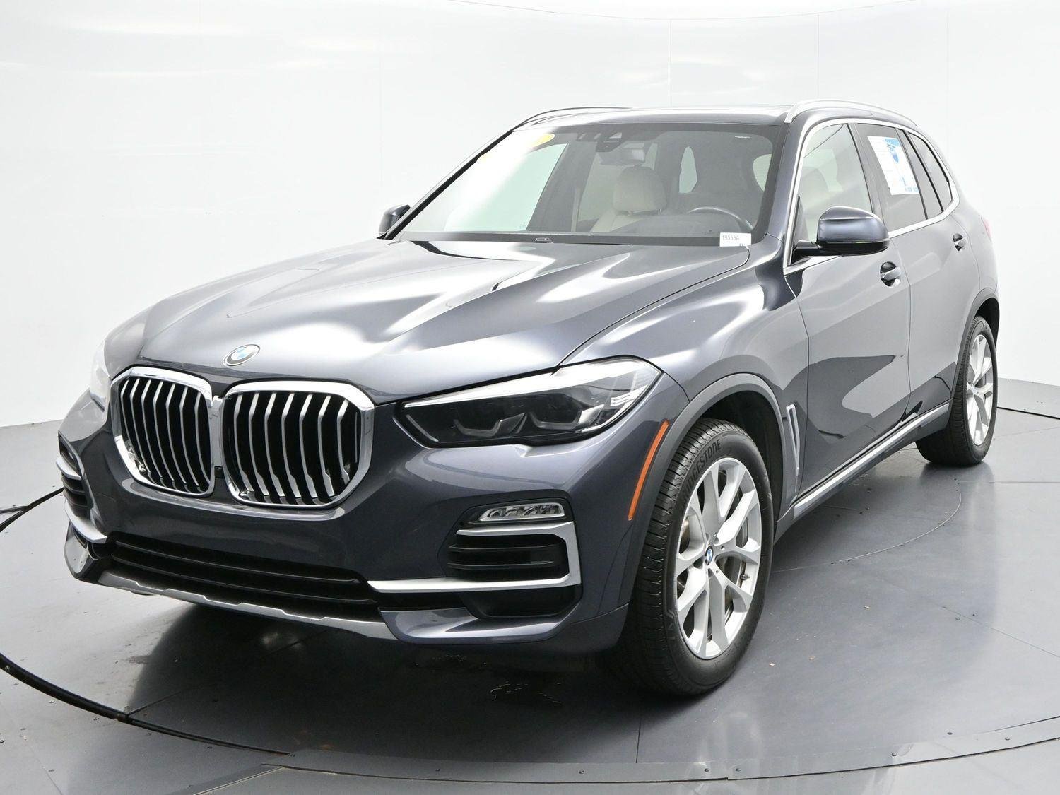 Used 2019 Arctic Gray Metallic BMW xDrive40i image 3