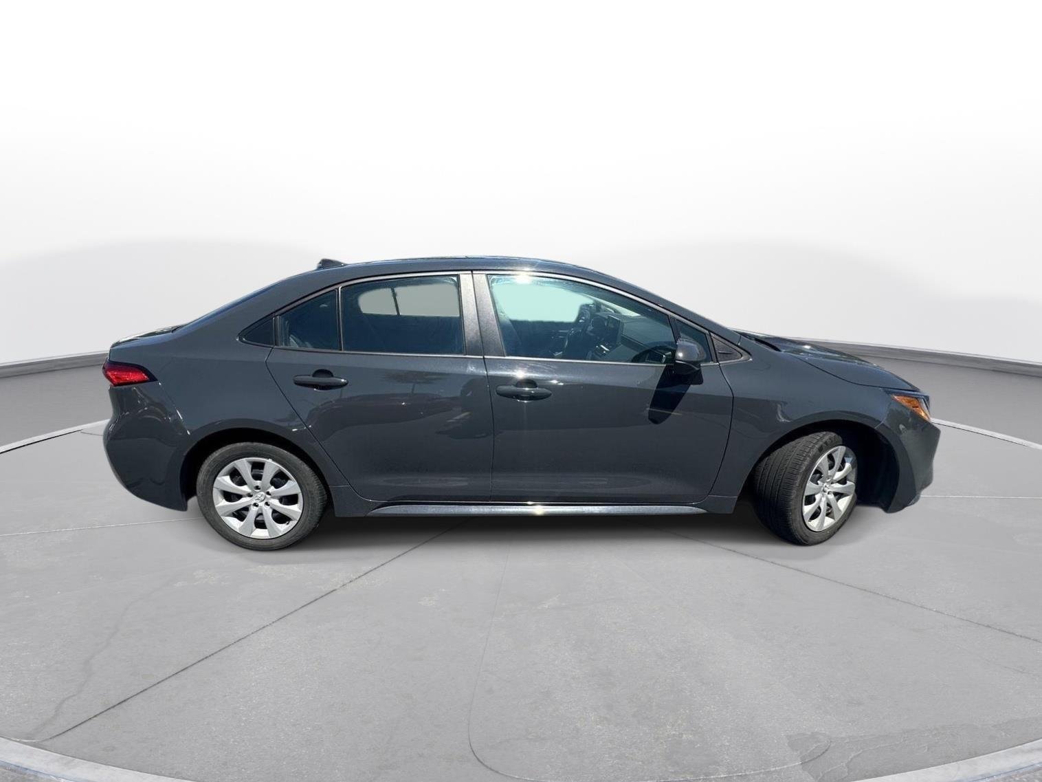 Used 2024 Underground Toyota LE image 5