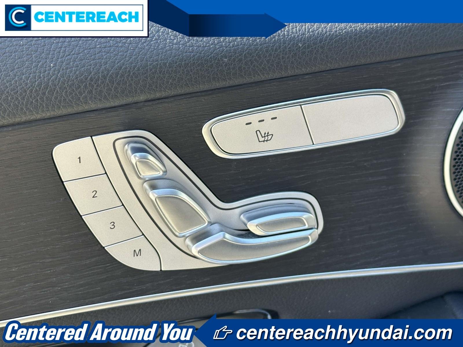 Used 2022 Black Mercedes-Benz GLC 300 image 17