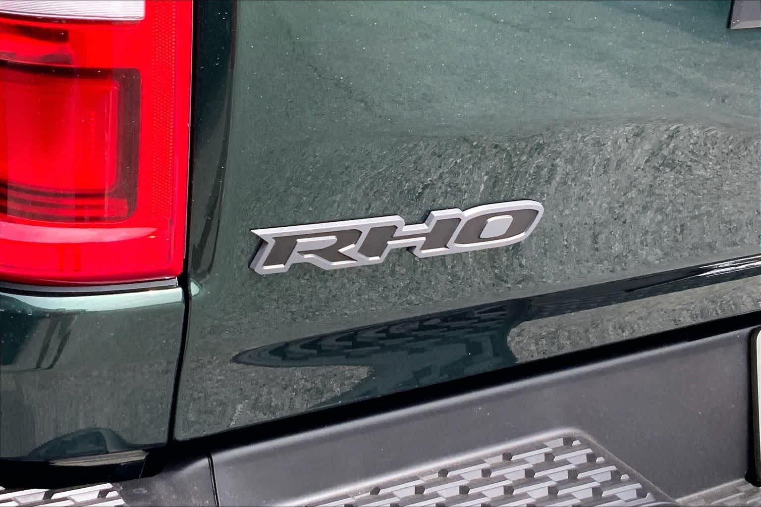 New 2026 Serrano-Green Metallic Exterior Paint RAM RHO image 15