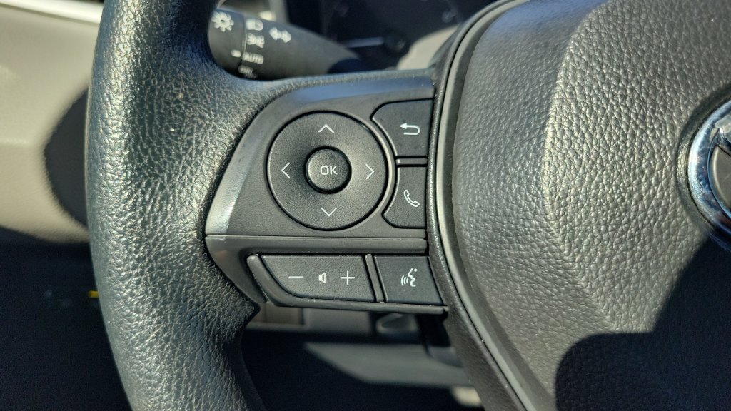 Certified Used 2025  Toyota LE image 19