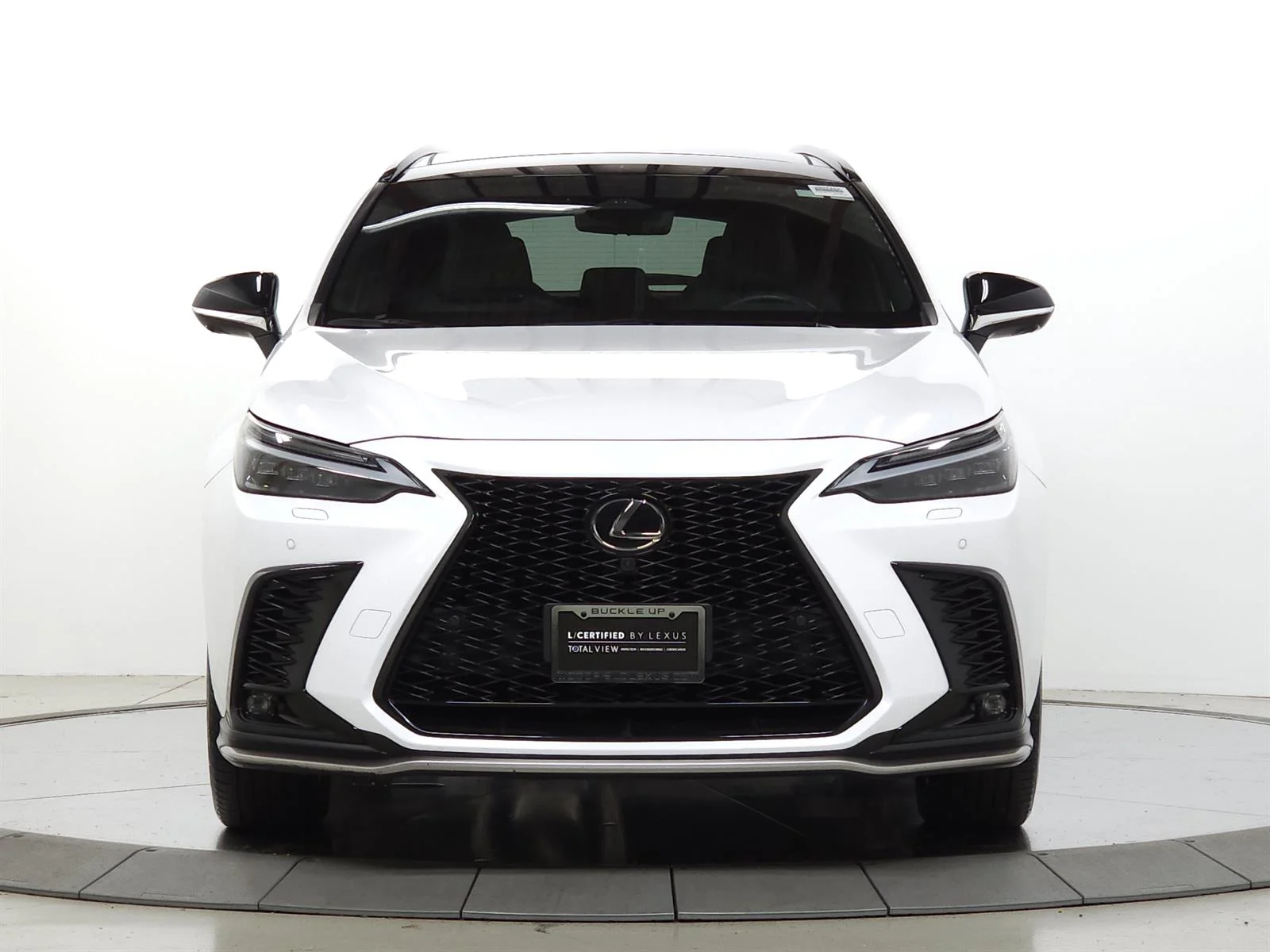 Certified Used 2024 Ultra White 083 Lexus F SPORT Handling image 2