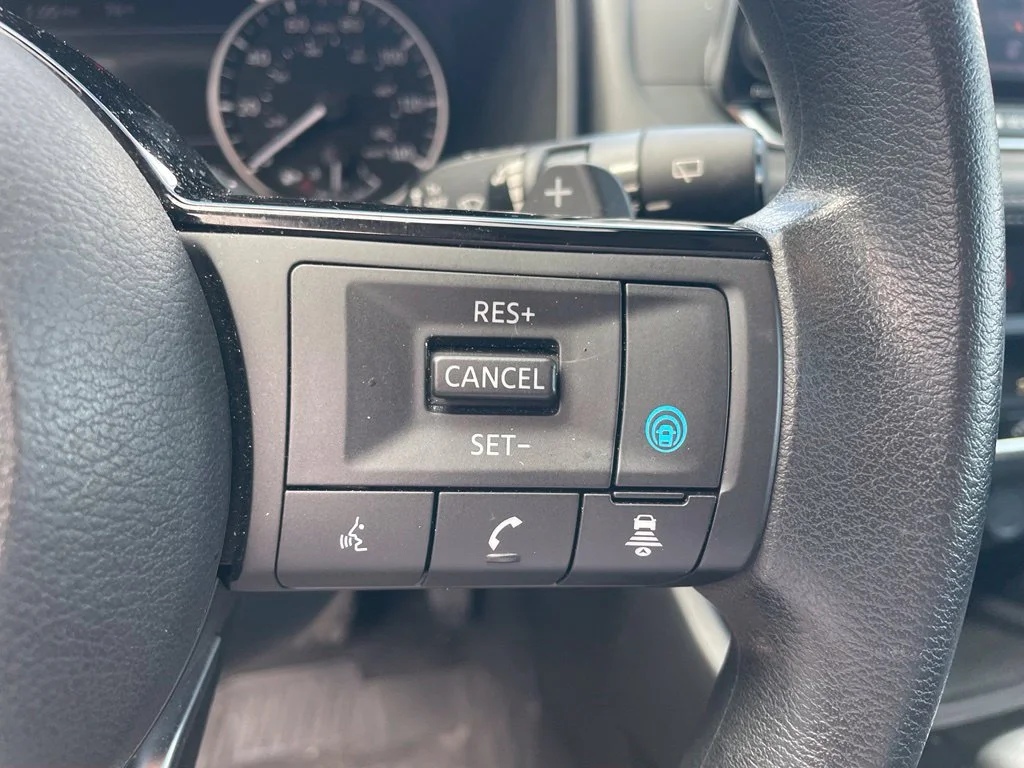 Used 2023 Blue Nissan SV image 9