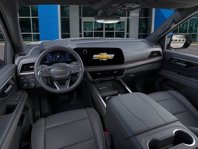 2026 Chevrolet Suburban Premier - Photo 15