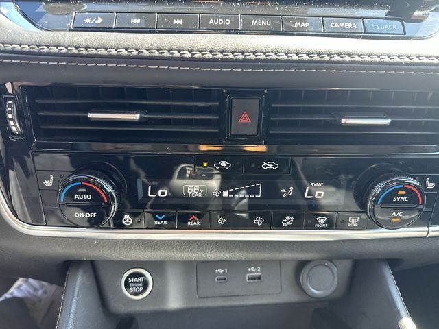 Used 2023 Black Nissan SL image 19