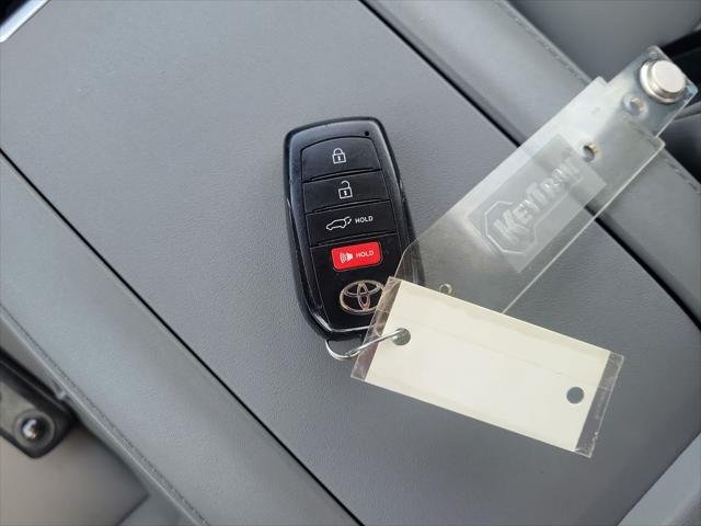 Certified Used 2024 WIND CHILL PEARL Toyota  image 37
