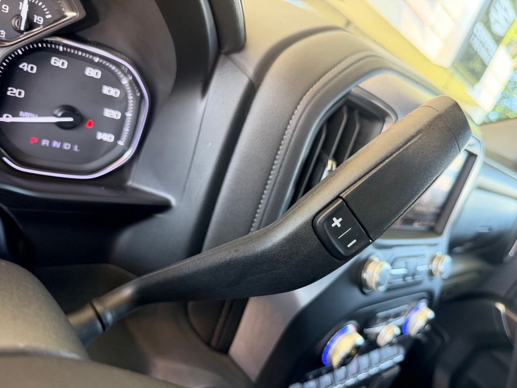 Used 2019 White GMC SLT image 24