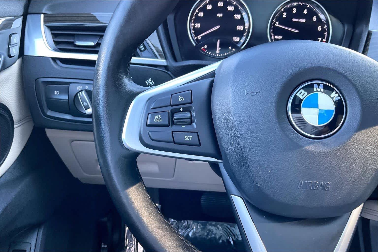 Used 2018 Mineral White Metallic BMW xDrive28i image 23
